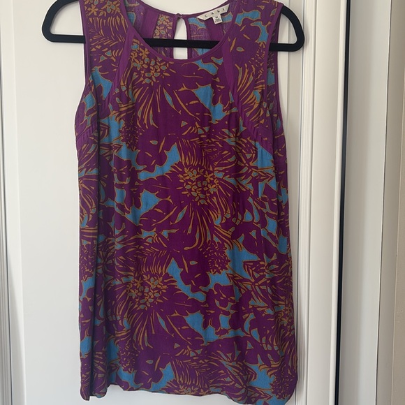 CAbi #243 Palm Grass Top Size Medium - Picture 5 of 6